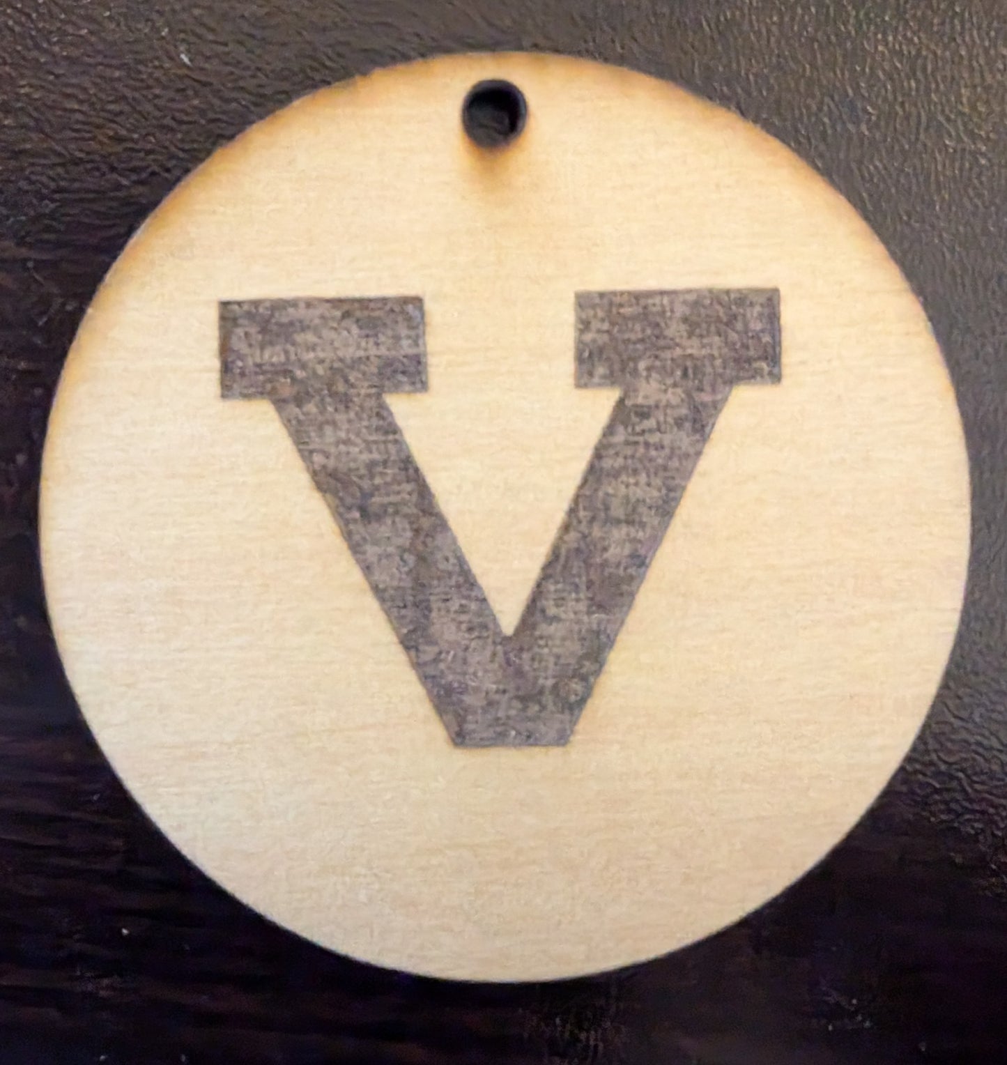 Monogram V-Masculine